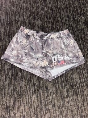 USA Flag Camo Women's Shorts - Gray